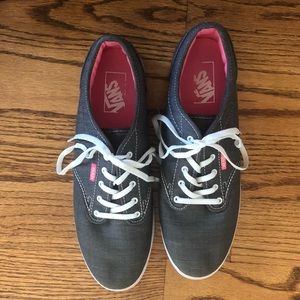 Women’s Lace Up Vans | Size 11 | Dark Grey & Pink